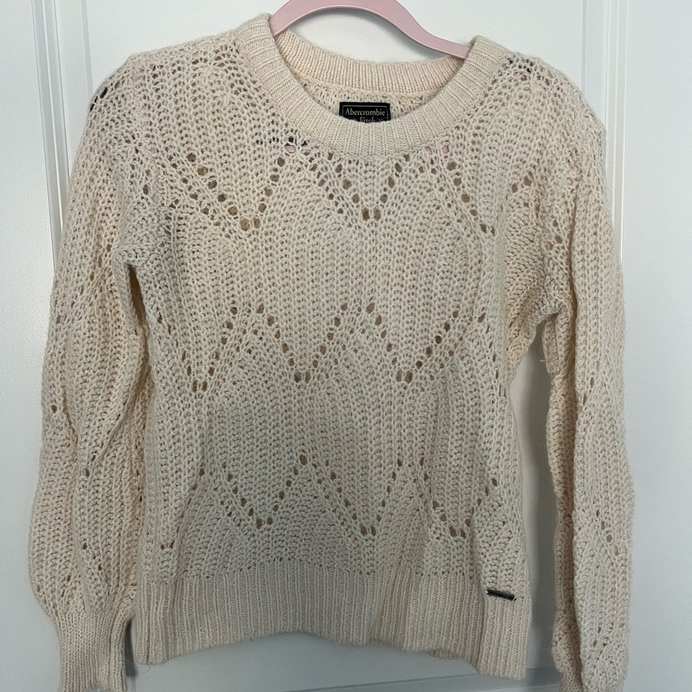 Abercrombie & Fitch Cream Knit Sweater